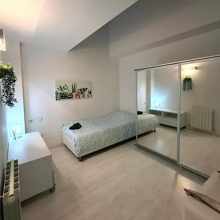 Amazing Serenity Flat For 7, Ac, Historic Center Daire