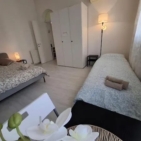 Amazing Serenity Flat For 7, Ac, Historic Center *