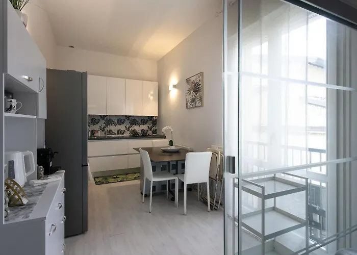 Amazing Serenity Flat For 7, Ac, Historic Center Appartement Faenza