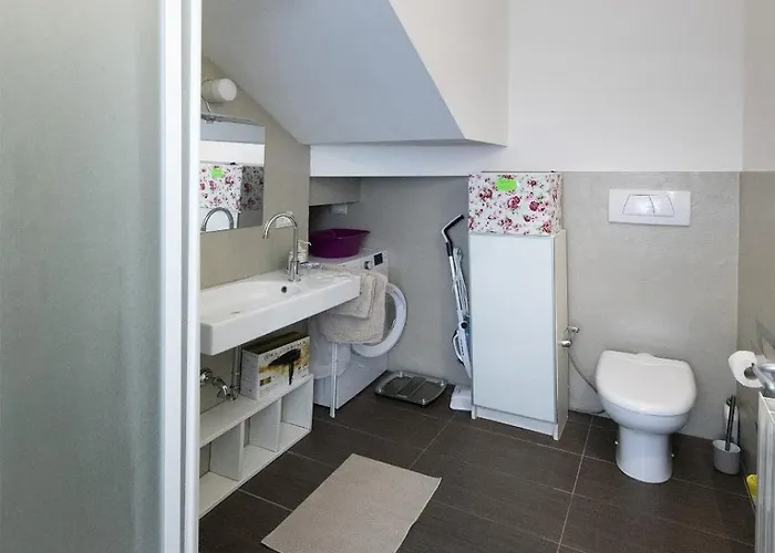 Amazing Serenity Flat For 7, Ac, Historic Center * 法恩莎