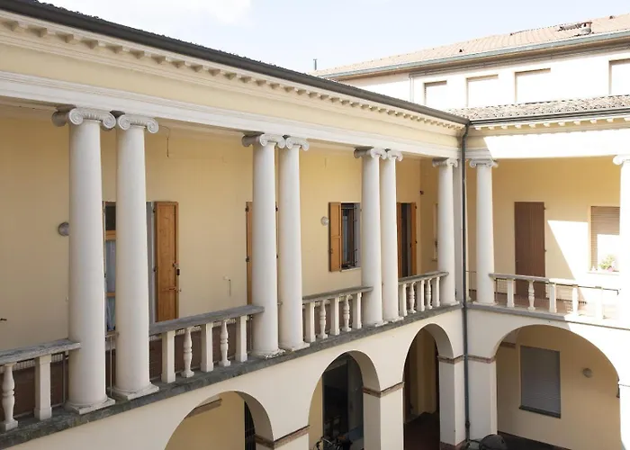 Amazing Serenity Flat For 7, Ac, Historic Center