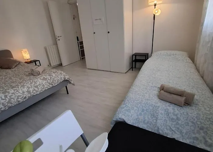 Amazing Serenity Flat For 7, Ac, Historic Center *